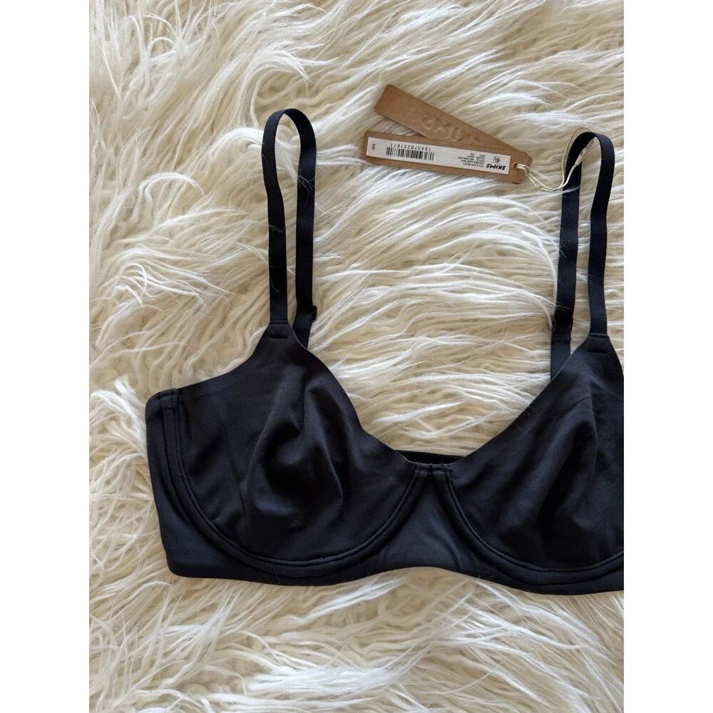 Skims Fits Everybody Unlined Demi Bra Onyx Size 32C - Picture 3 of 6